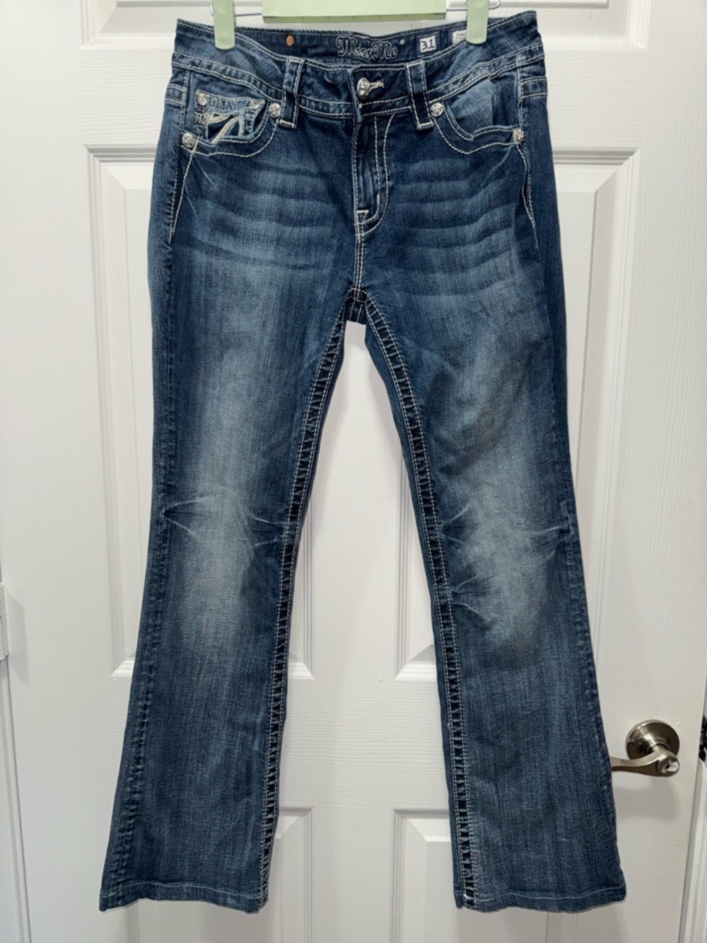 Miss Me Low Cut Bootcut Jeans with Embroidery Size 31